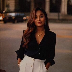 Meet your Posher, Belle